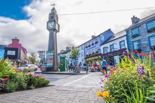 Dun Maeve Guesthouse Westport Bagian luar foto